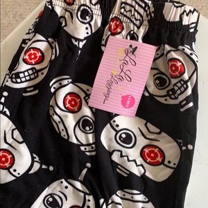 Capri Leggings - black robot heads